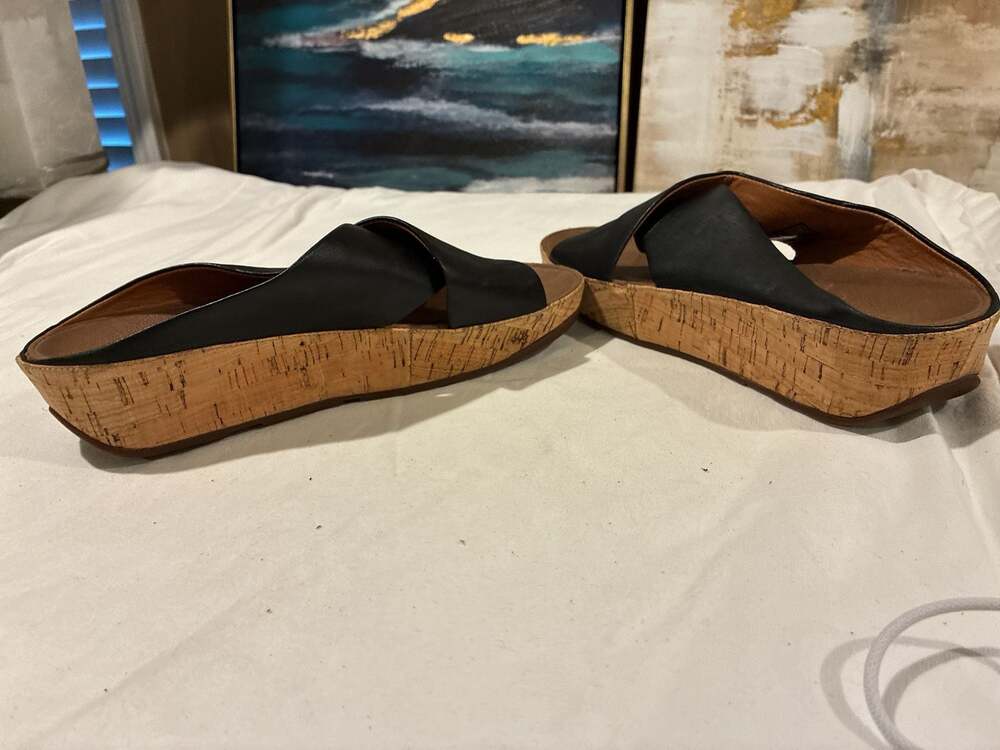 FitFlop Women's Black Leather Cross Slide Wedge Sandals - Picture 4 of 4